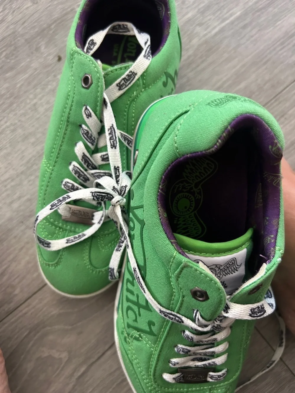Von Dutch Green Canvas Low-Top Sneakers with White Laces Sz 36